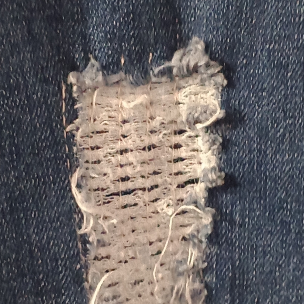 Embroidered Floral Women's Jeans - Picture 5 of 12